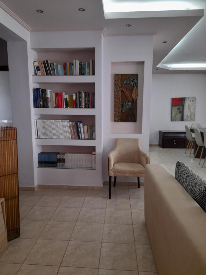 Apartamento Athina'S House By The Sea Néa Péramos Exterior foto
